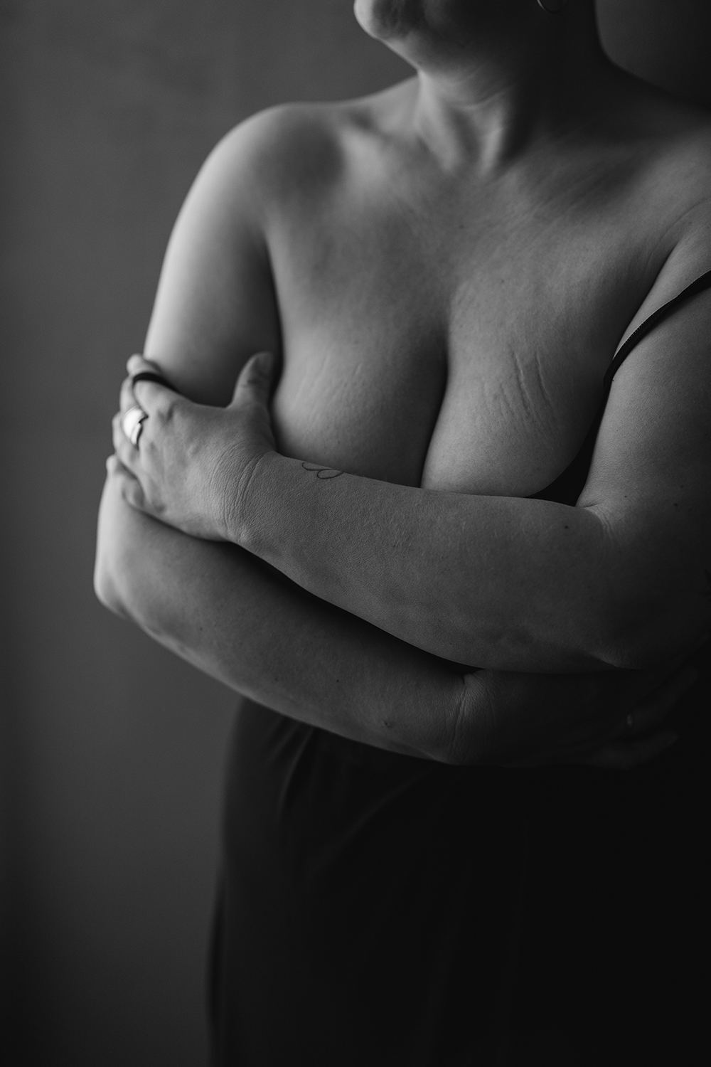 Bodyparts in black and white