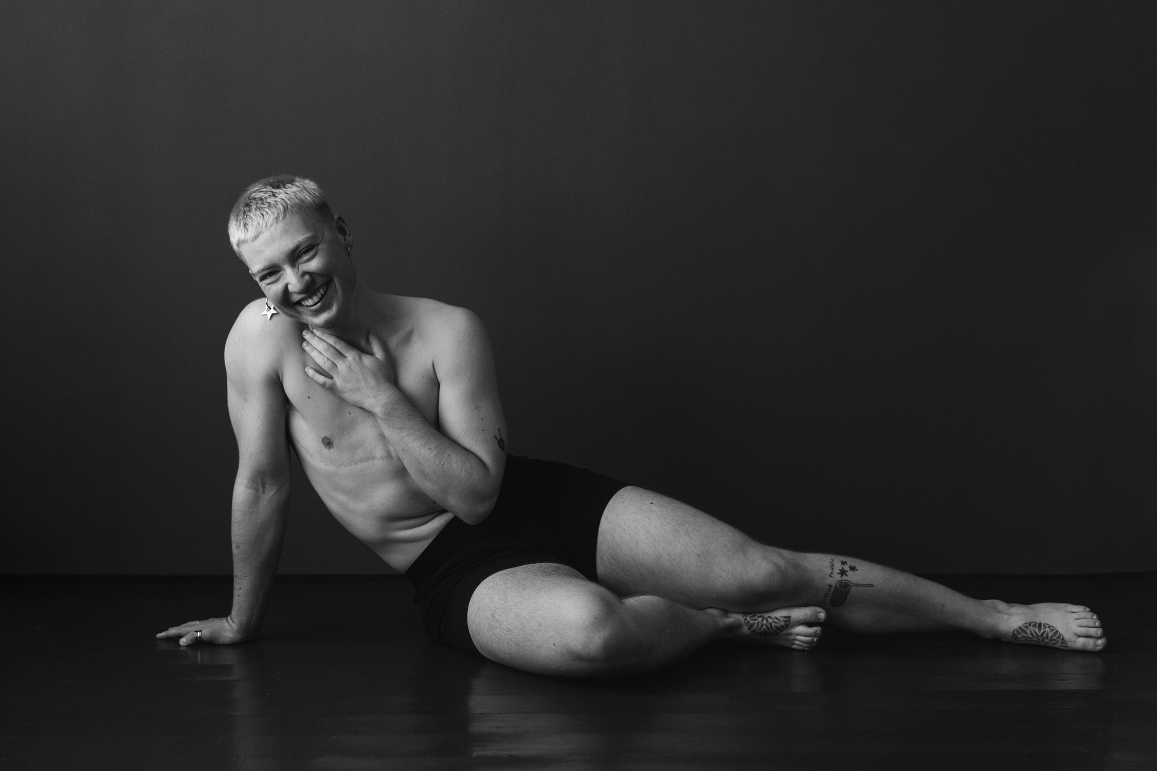 Gay Boudoir, Dudoir